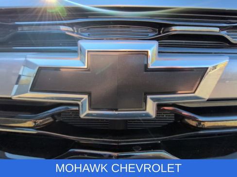 Used 2024 Chevrolet Trax ACTIV w/ Sunroof Package FWD image 31