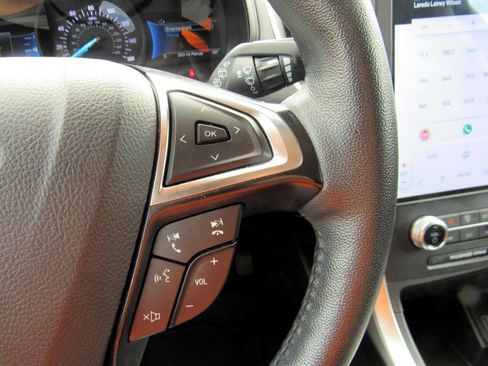 Used 2024 Ford Edge SEL image 22