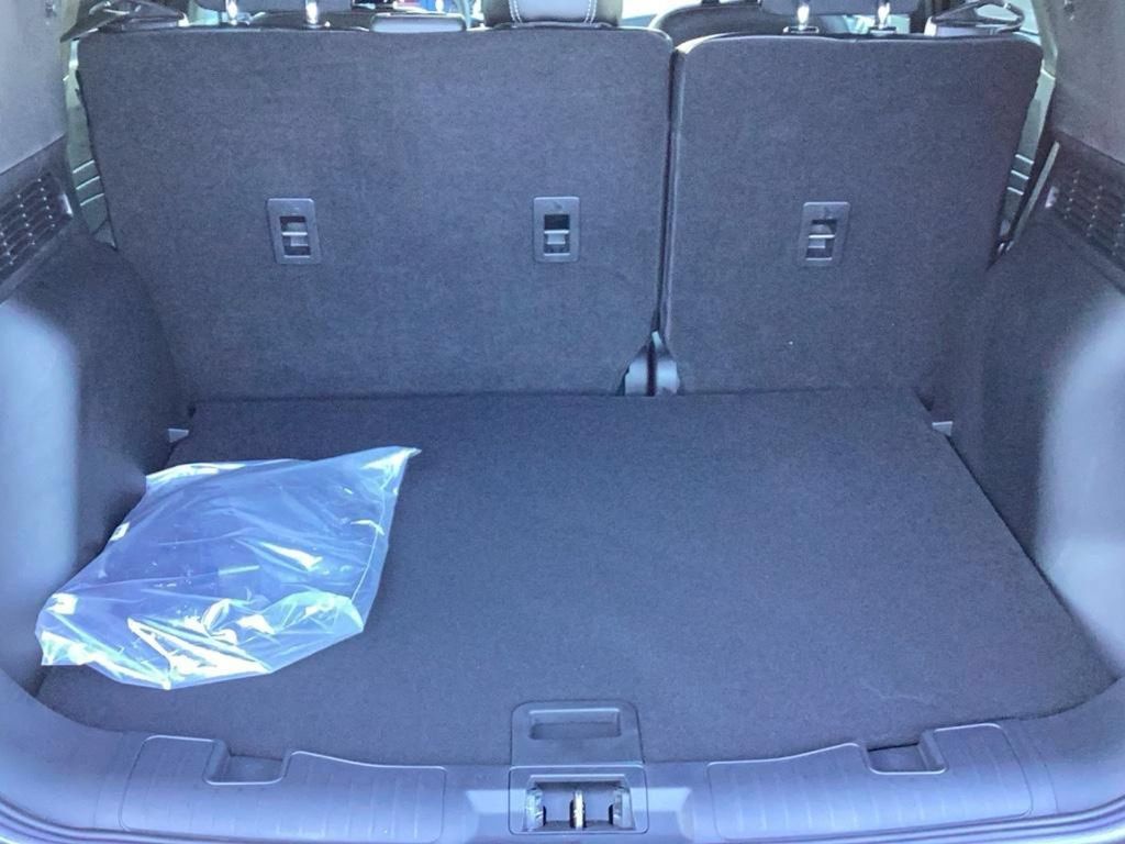 Used 2024 Ford Escape SE w/ PHEV Premium Package FWD image 20