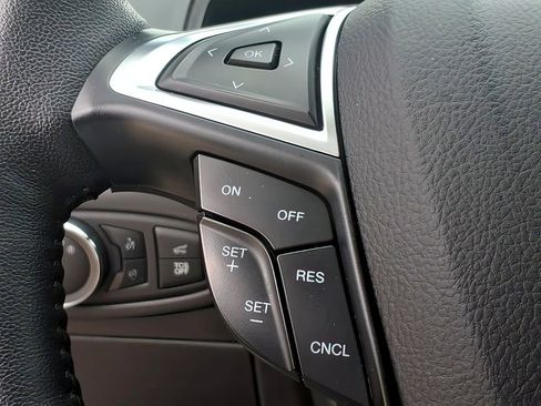 Used 2023 Ford Edge SEL w/ Convenience Package AWD/4WD image 16
