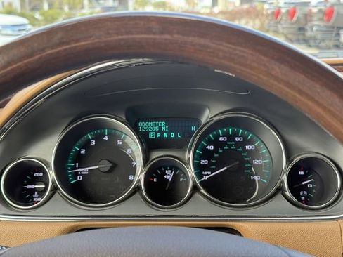 Used 2015 Buick Enclave Leather image 26