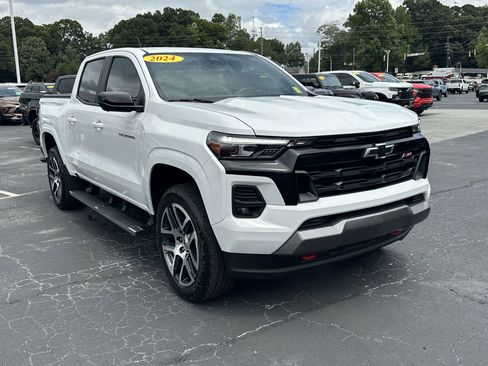 Certified 2024 Chevrolet Colorado Z71 w/ Z71 Convenience Package 2 image 2
