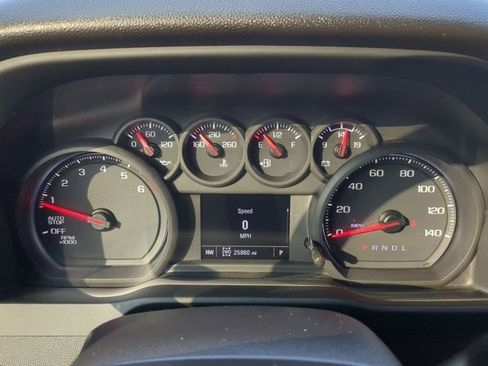 Used 2024 Chevrolet Silverado 1500 Custom Trail Boss w/ LPO, Dark Essentials Package image 10