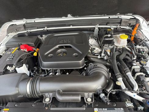 Certified 2025 Jeep Wrangler Willys 4xe image 20