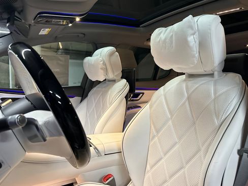 New 2025 Mercedes-Benz Maybach EQS 680 4MATIC image 20