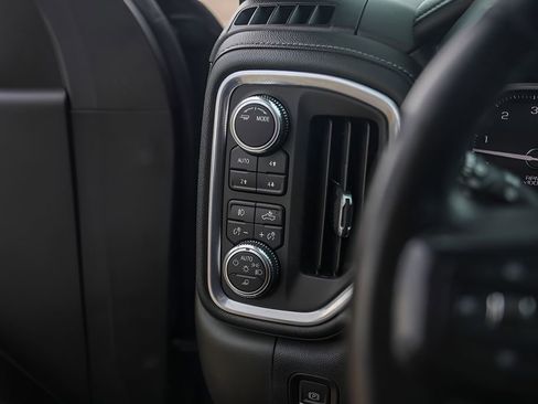 Used 2022 GMC Sierra 1500 Denali w/ Denali Reserve Package AWD/4WD image 19