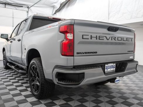 Used 2025 Chevrolet Silverado 1500 Custom w/ Turbomax Blackout Package AWD/4WD image 7