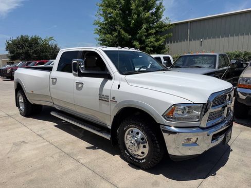 Used 2018 RAM 3500 Laramie RWD image 40