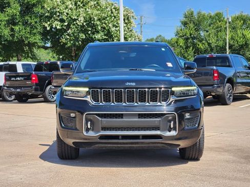 Certified 2022 Jeep Grand Cherokee L Overland AWD/4WD image 2