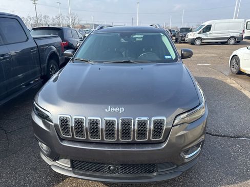 Used 2021 Jeep Cherokee Latitude Lux w/ Comfort/Convenience Group image 21