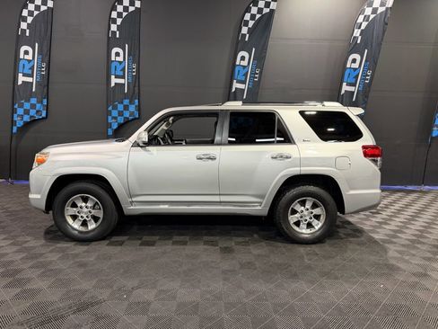 Used 2010 Toyota 4Runner Limited image 2