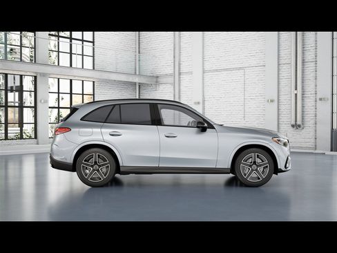 Certified 2026 Mercedes-Benz GLC 300 4MATIC image 11