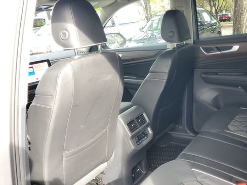 Used 2024 Volkswagen Atlas SEL Premium R-Line image 14