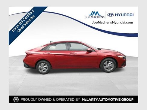 Certified 2026 Hyundai Elantra SE FWD image 1