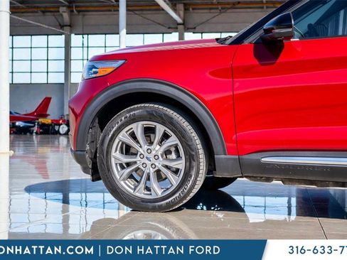 Used 2022 Ford Explorer Limited w/ Equipment Group 301A image 44