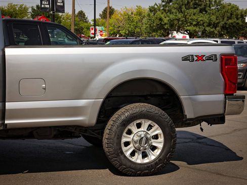 Used 2022 Ford F350 XLT w/ Camper Package image 9