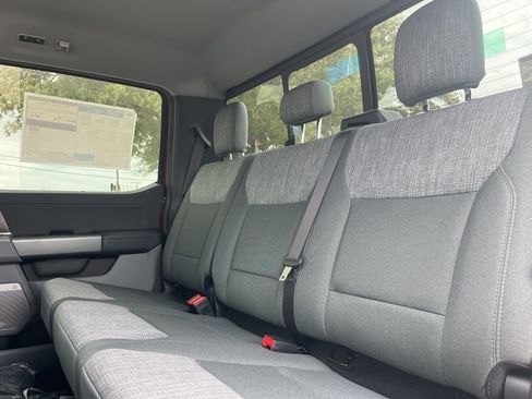 New 2026 Ford F250 XLT w/ XLT Premium Package AWD/4WD image 9