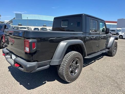 Used 2023 Jeep Gladiator Rubicon w/ Cold Weather Group AWD/4WD image 5