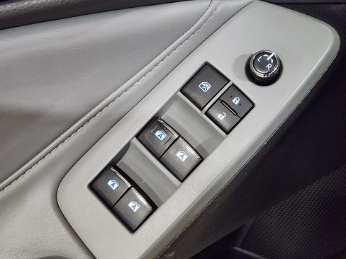 Used 2021 Toyota Avalon XLE w/ Moonroof Package image 44