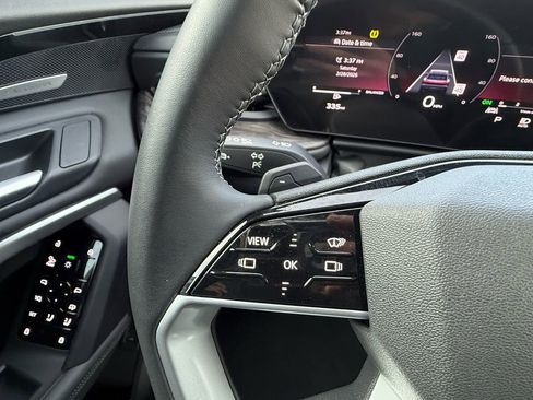 Used 2025 Audi Q5 Premium Plus w/ Premium Plus image 22