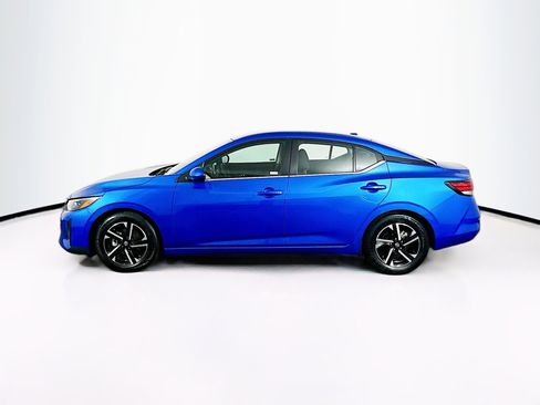 Used 2024 Nissan Sentra SV image 4
