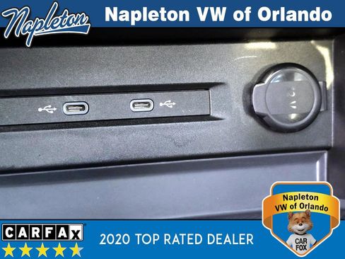 Used 2022 Volkswagen Taos SE image 20