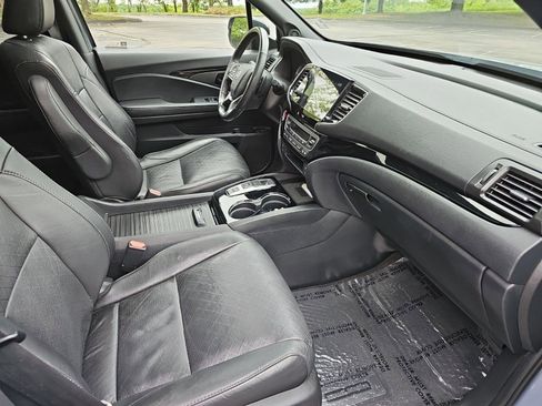 Used 2023 Honda Passport Elite image 11