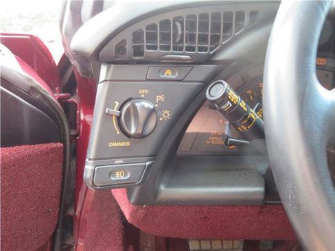 Used 1993 Chevrolet Corvette Convertible image 8