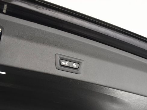 Used 2022 BMW X3 xDrive30i w/ M Sport Package 2 image 25