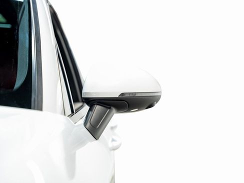 Used 2021 Porsche Macan GTS image 9