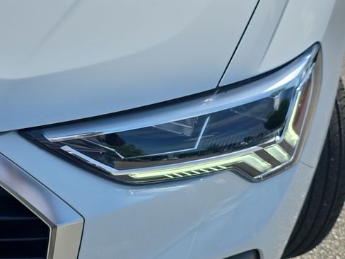 Used 2025 Audi Q3 2.0T Premium w/ Convenience Package AWD/4WD image 30
