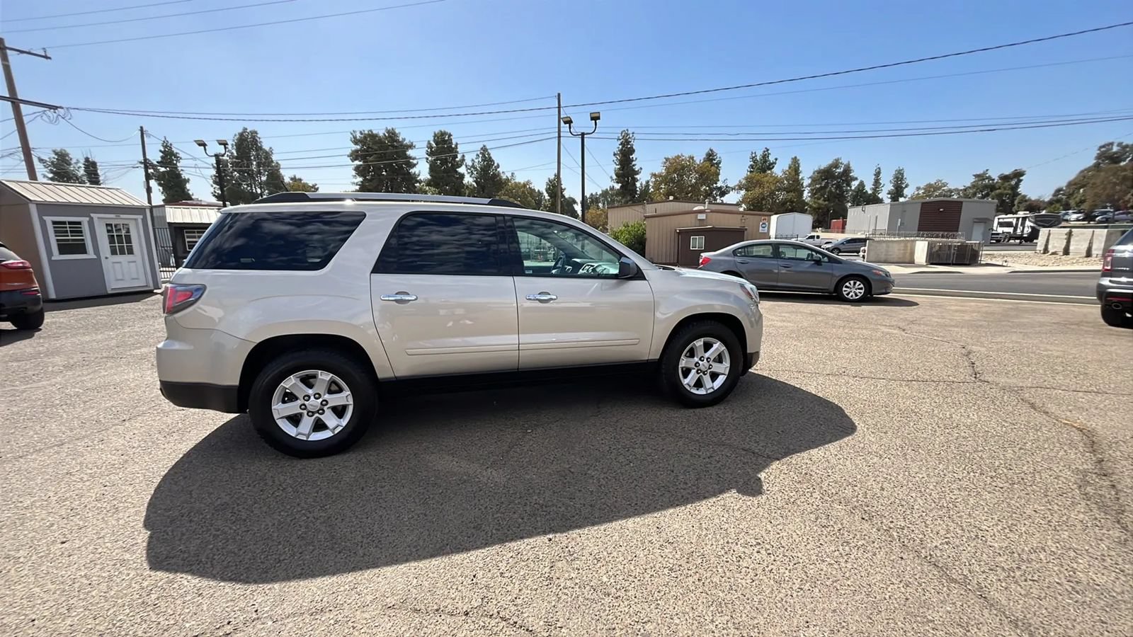 Used 2014 GMC Acadia SLE FWD image 7
