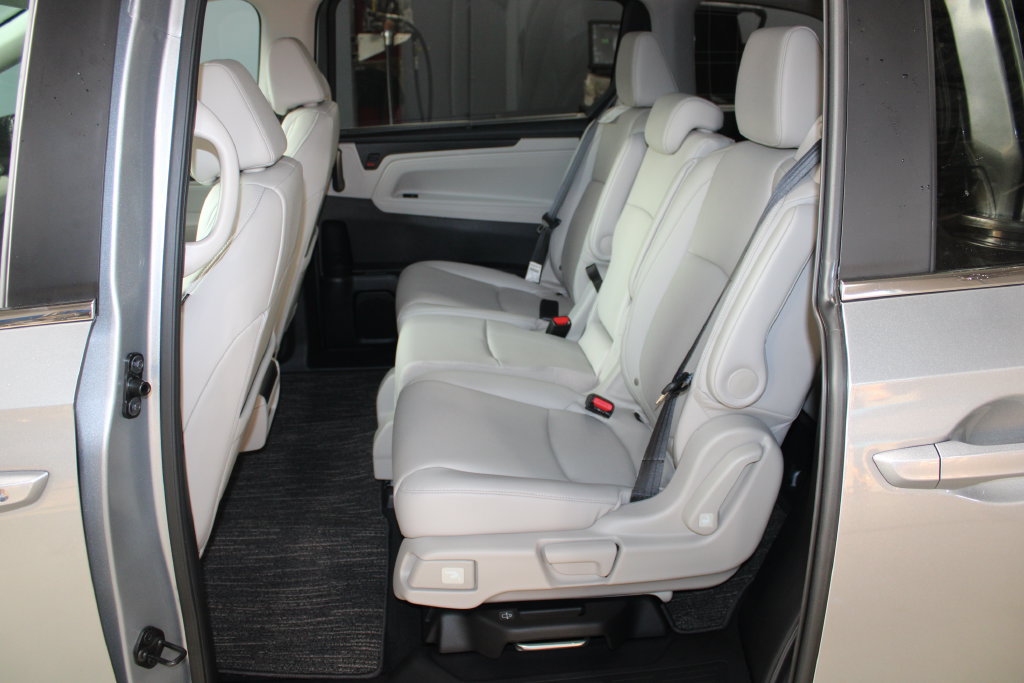 New 2027 Honda Odyssey EX-L image 17
