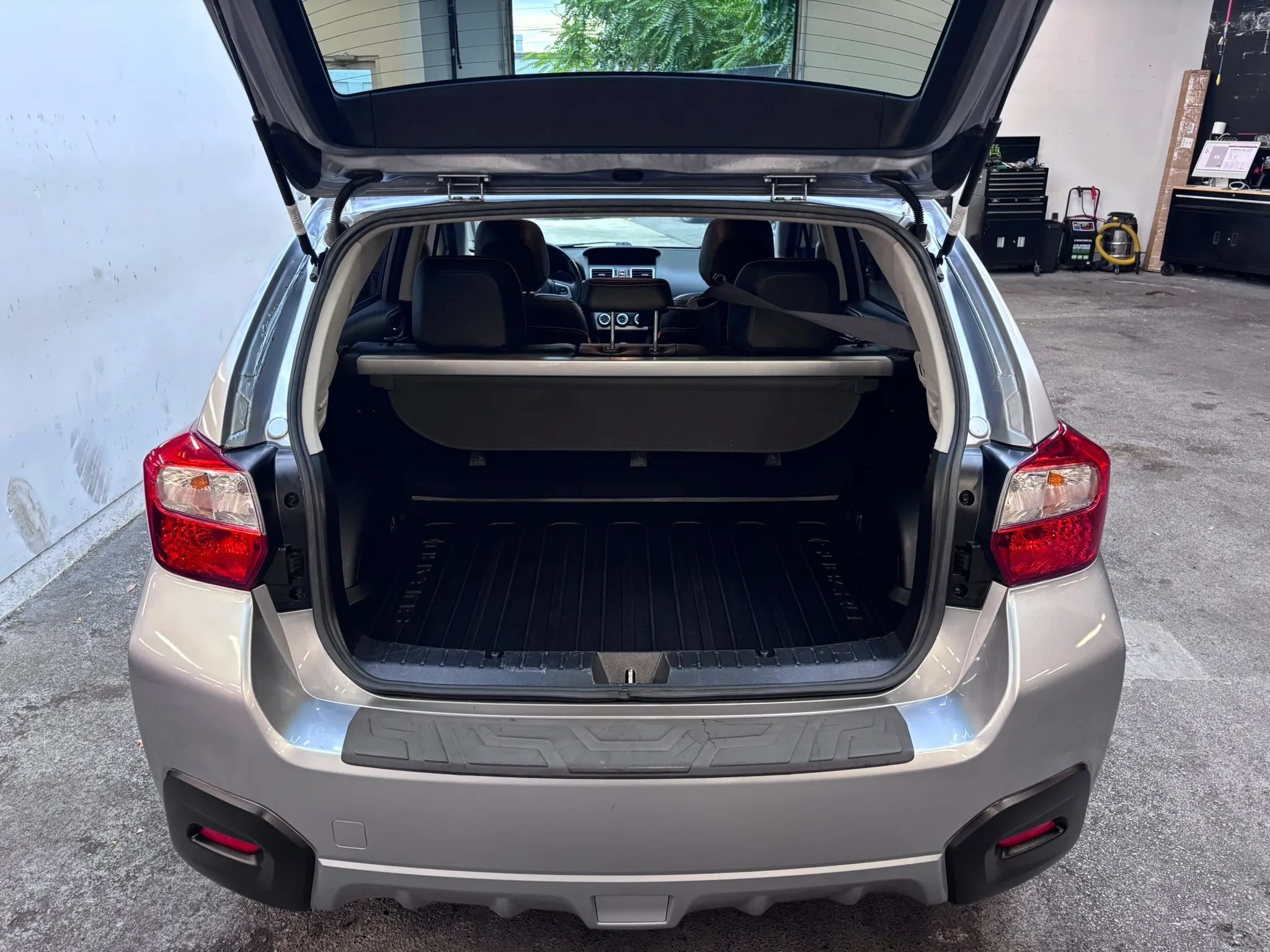 Used 2017 Subaru Crosstrek 2.0i Limited AWD/4WD image 23