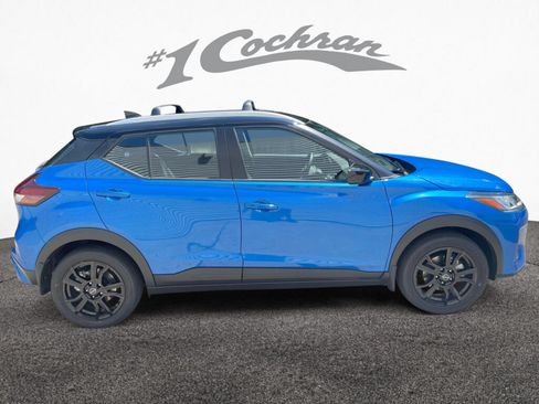 Used 2024 Nissan Kicks SV w/ Exterior Package FWD image 2