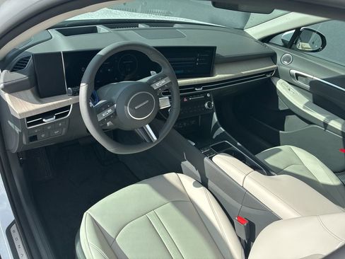 New 2026 Hyundai Sonata Limited image 17