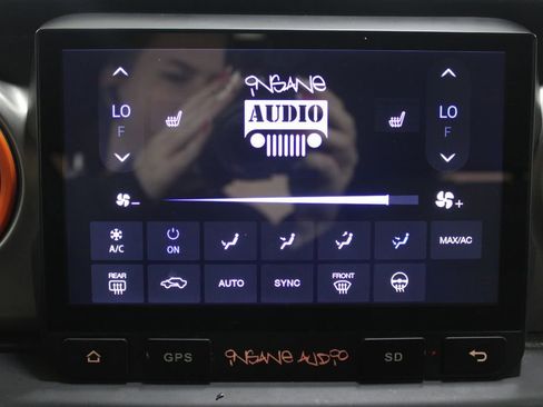 Used 2018 Jeep Wrangler Unlimited Sport S image 46