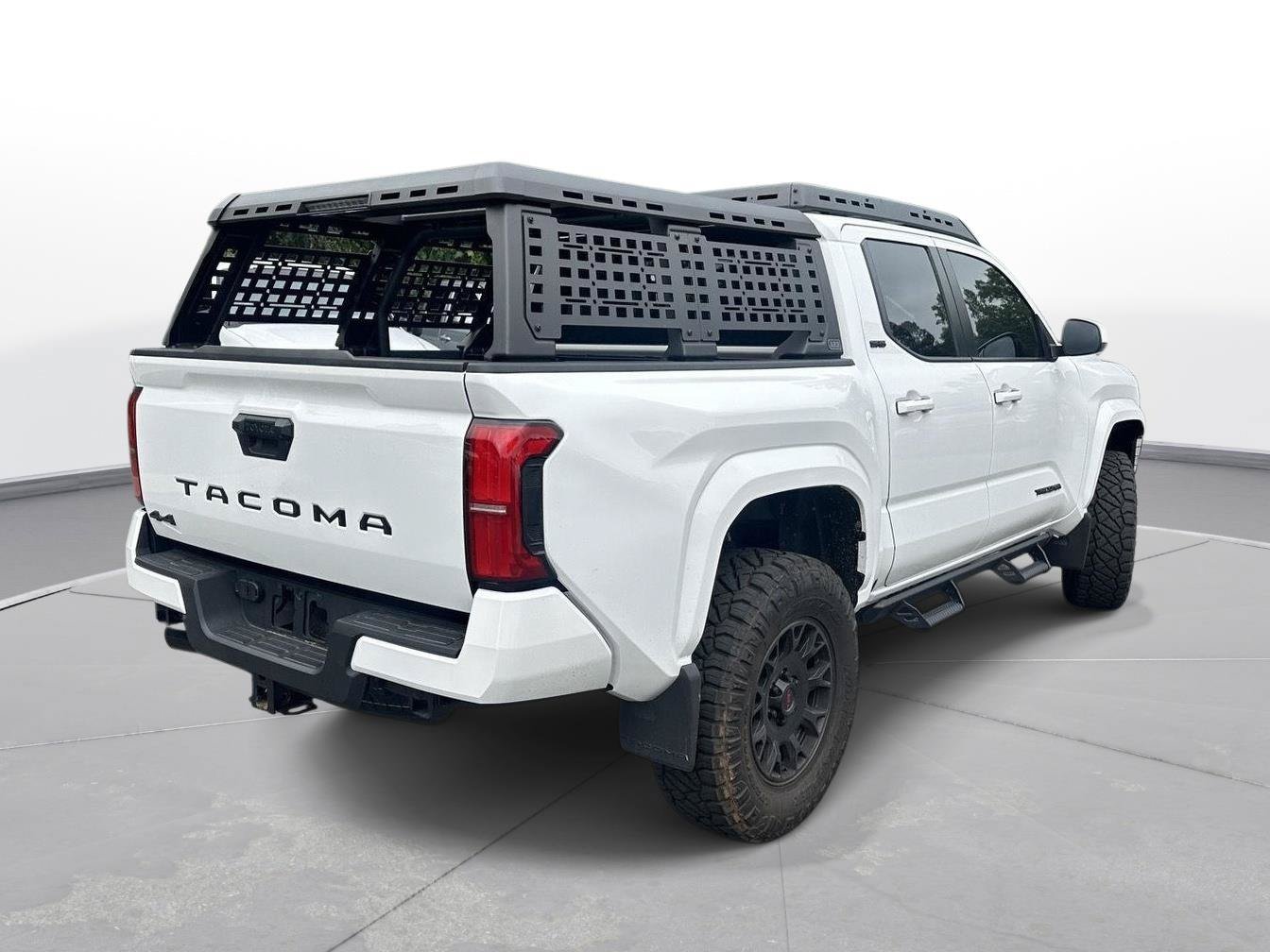 Certified 2025 Toyota Tacoma SR5 AWD/4WD image 47