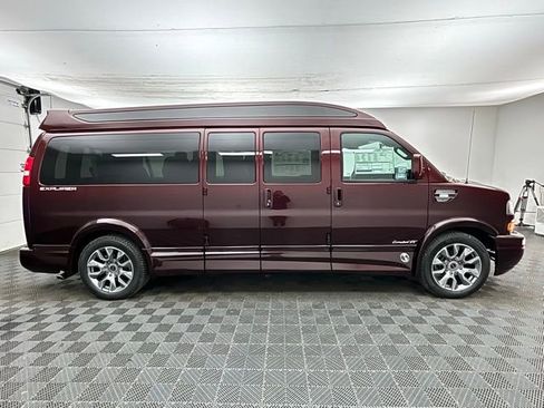 New 2026 GMC Savana 2500 Extended image 6