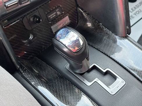 Used 2011 Nissan GT-R Premium image 30