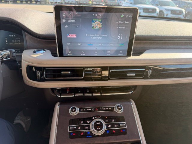 Used 2023 Lincoln Aviator Reserve w/ Equipment Group 201A AWD/4WD image 19