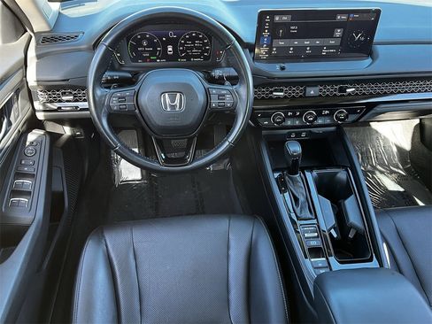 Used 2023 Honda Accord EX-L image 10