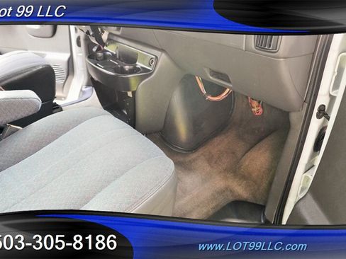 Used 2002 Chevrolet Express 3500 Extended Passenger w/ LS Preferred Equipment Group RWD image 24
