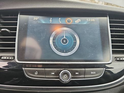 Certified 2017 Buick Encore Preferred image 28