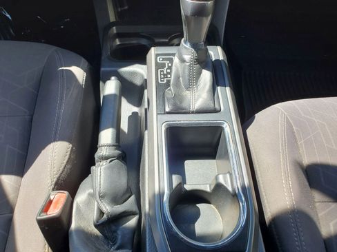 Used 2017 Toyota Tacoma TRD Sport w/ Tow Package image 29