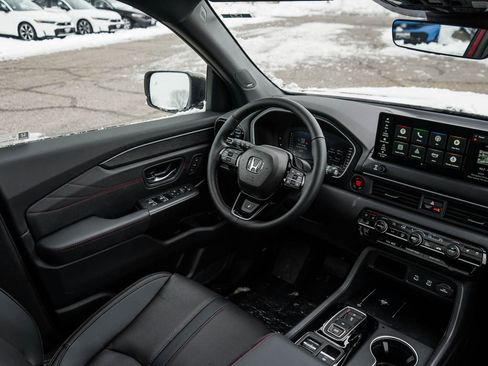 New 2026 Honda Pilot Black Edition image 15
