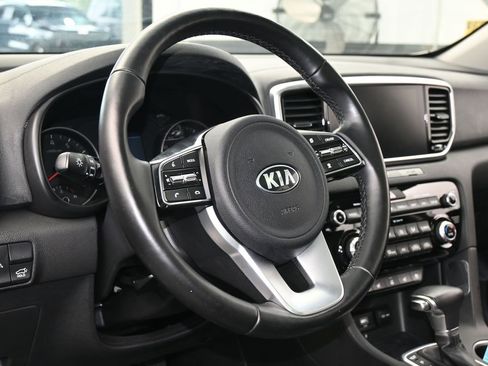 Used 2021 Kia Sportage EX w/ EX Technology Package image 15
