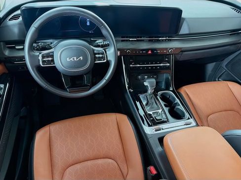 Used 2024 Kia Carnival SX FWD image 22