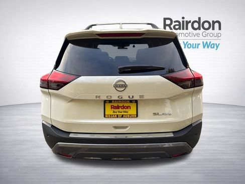 Used 2023 Nissan Rogue SL w/ SL Premium Package AWD/4WD image 6