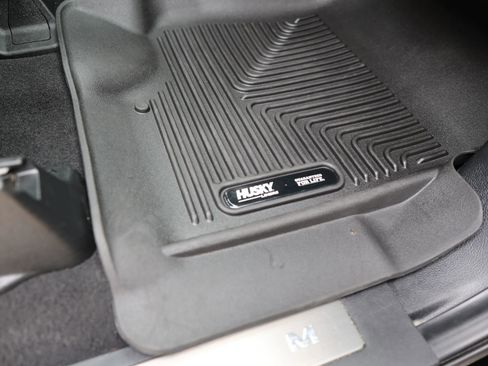 Used 2021 Ford F350 Platinum w/ FX4 Off-Road Package AWD/4WD image 41